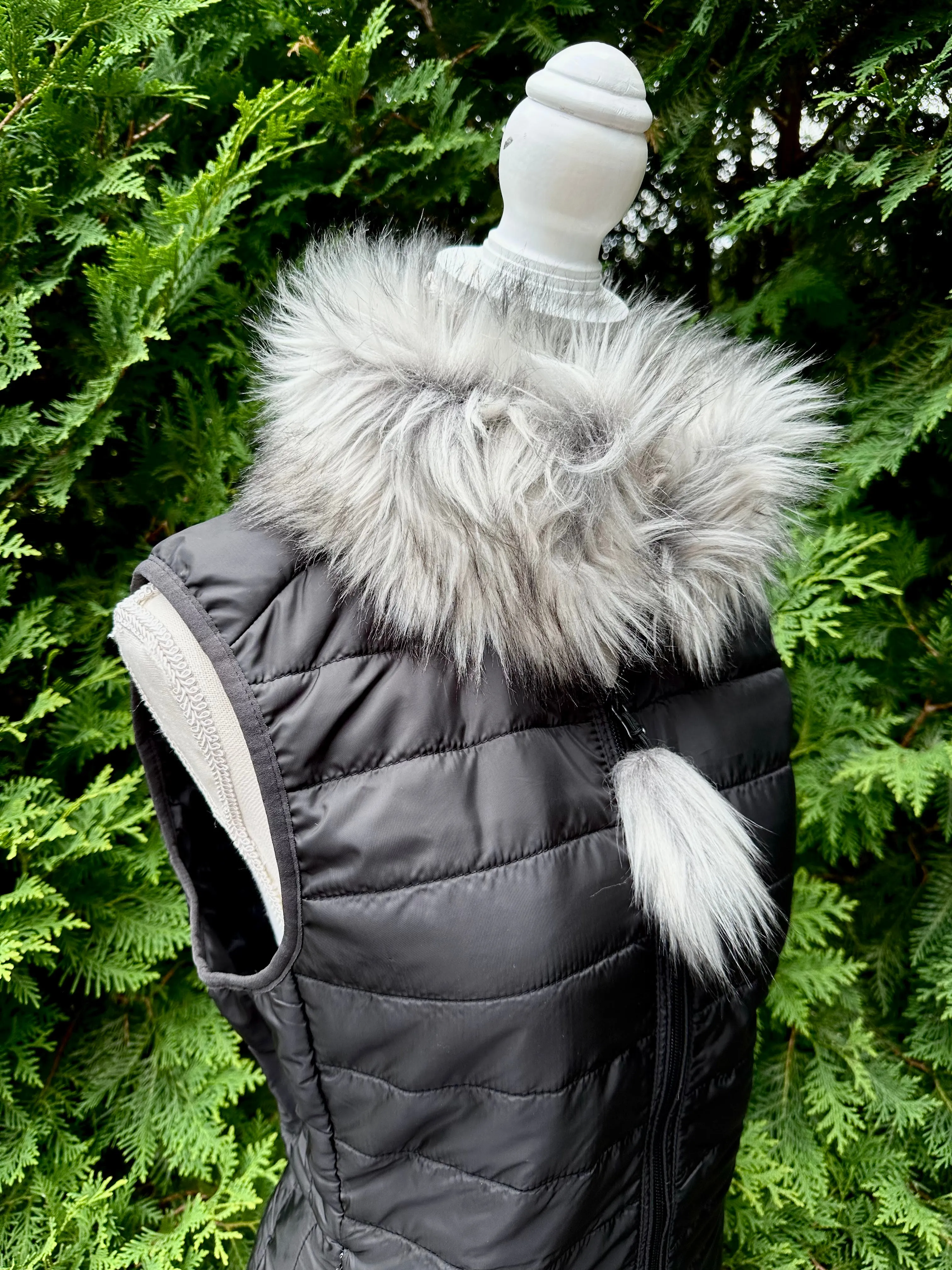 Blondie Black Puffer Vest w Silver Fox Faux Fur (PFF Black05)