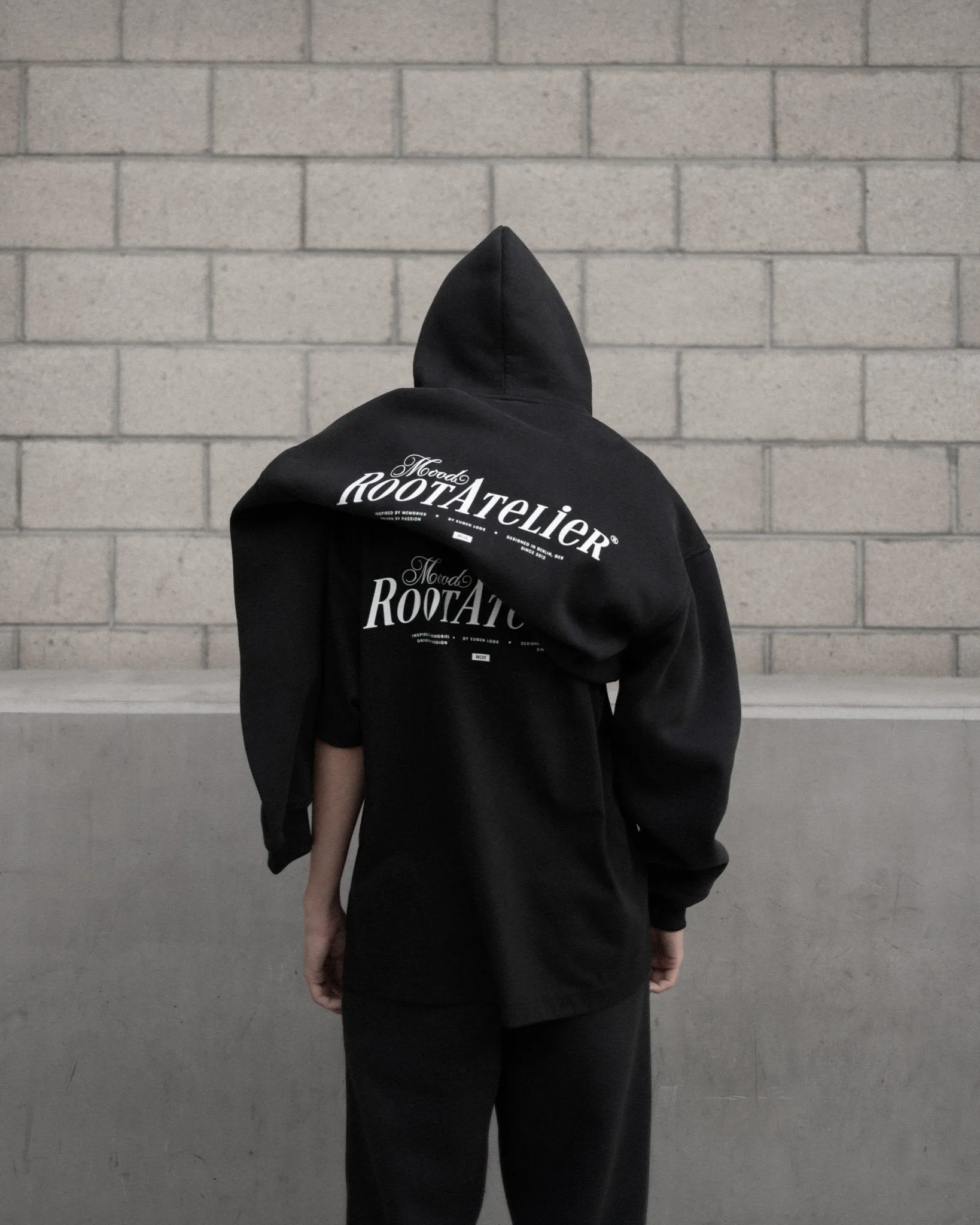 Root Mood Onyx Hoodie